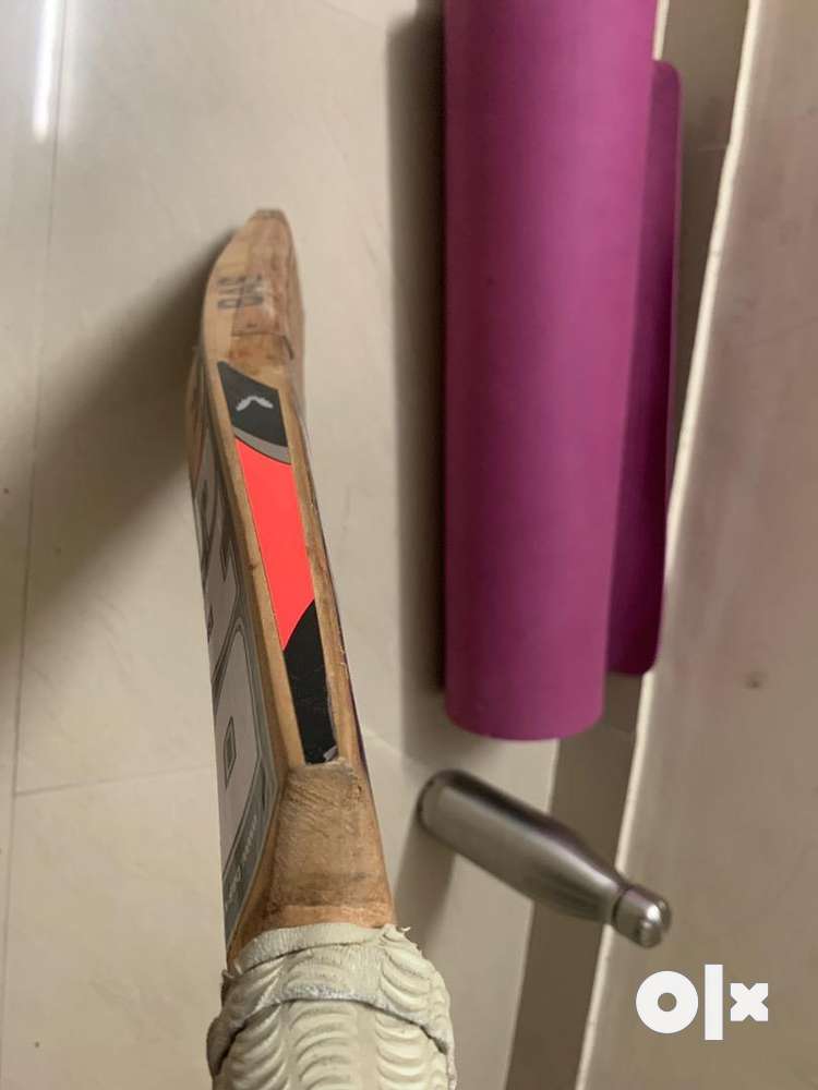 BAS Vampire Cricket Bat, got as a gift from a professional Player