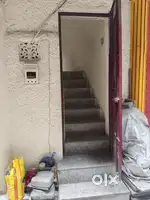 PG cum / Single room available with attached bathroom