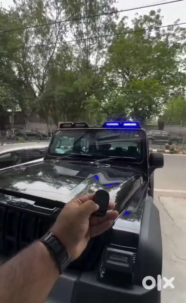 THAR ROXX Defender Style Roof Light With Remote