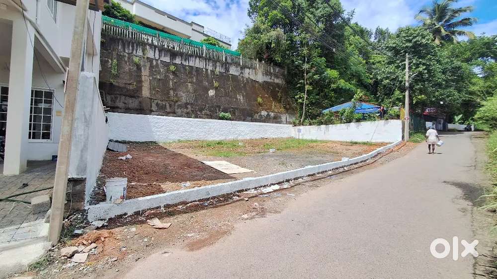 8 CENT,4CENT LAND FOR SALE KAKKANAD,NEAR INFOPARK,EDACHIRA