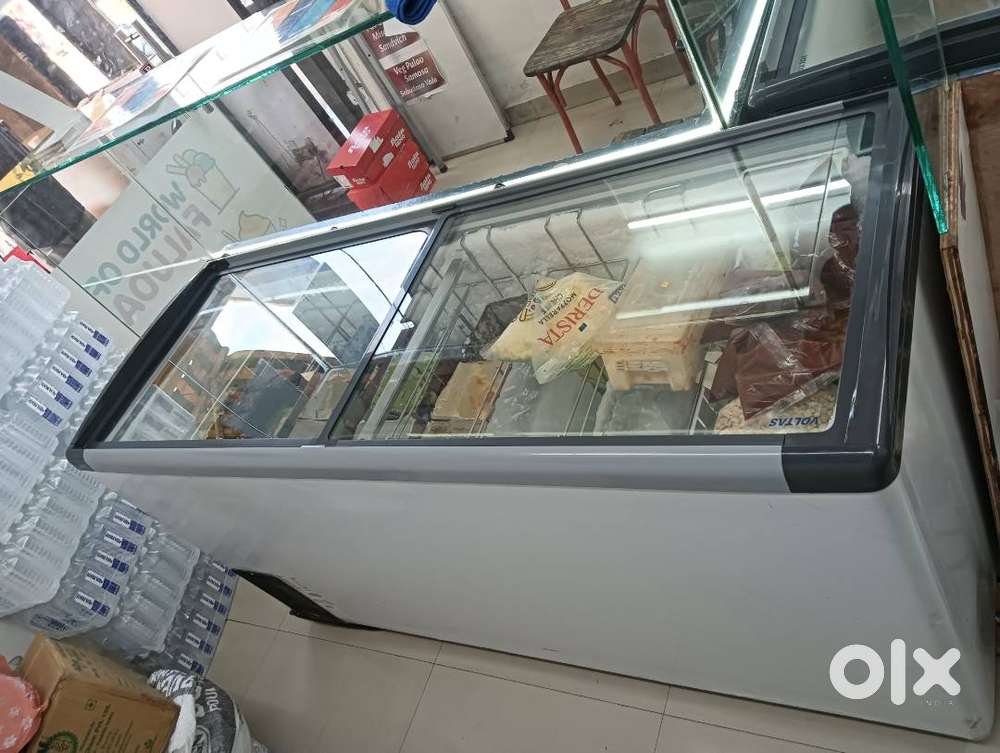 Voltas 512L Glass Top Deep Freezer - Excellent Condition