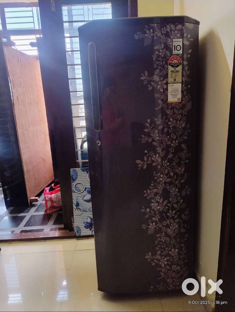 LG 5star fridge, 270 litres