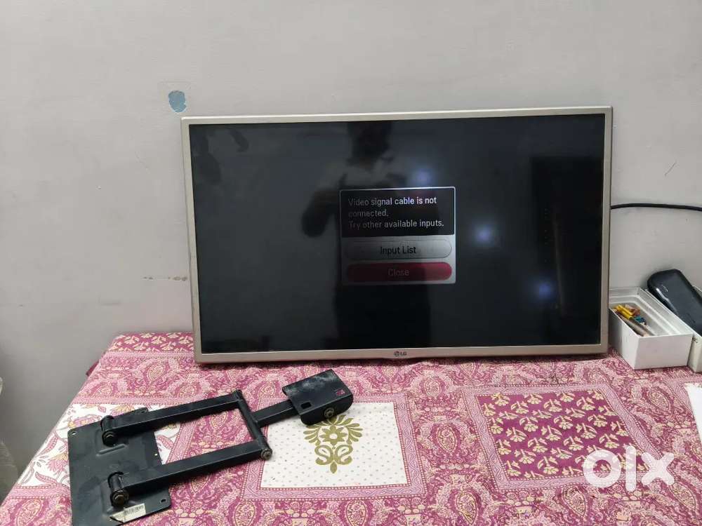 LG tv display problem( dull) 28 inch