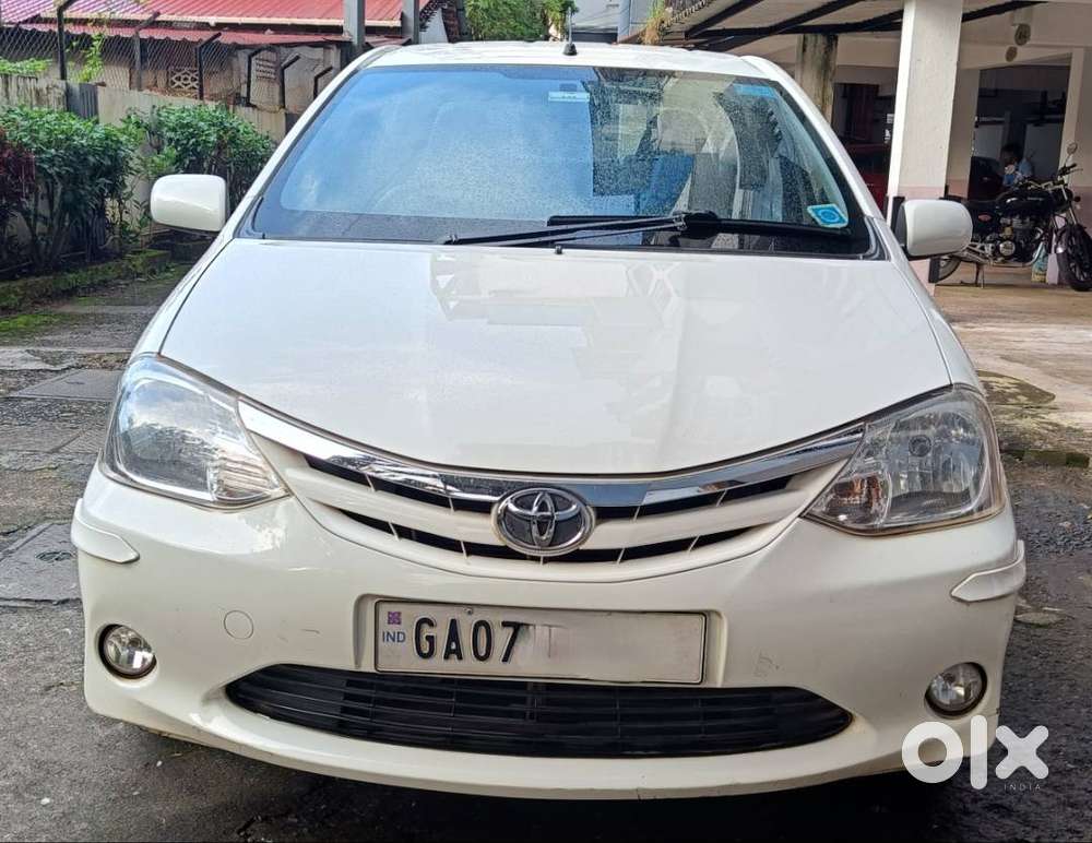 Toyota Etios 2013 Petrol Well Maintained