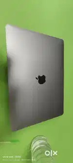 Apple Leptop