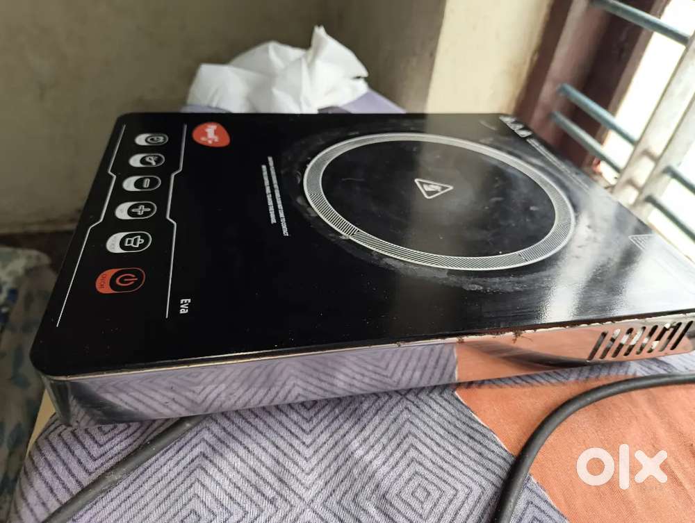 Pigeon by Stovekraft Infrared Cook & Grill 2000 Watts Induction Stove