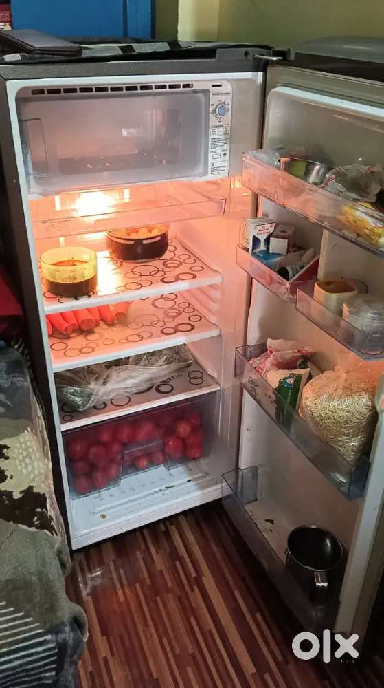 Brand new Samsung fridge 190 litre