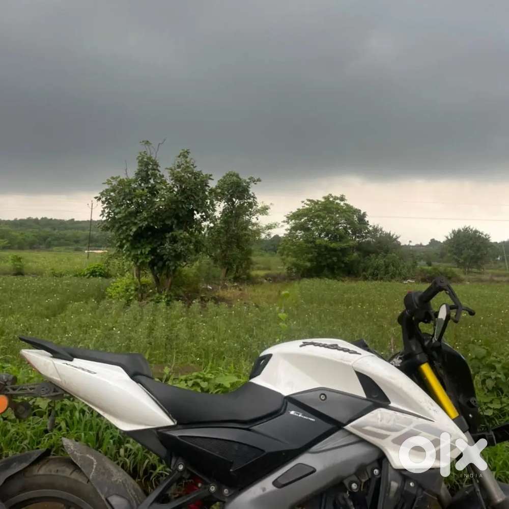 Pulsar NS200