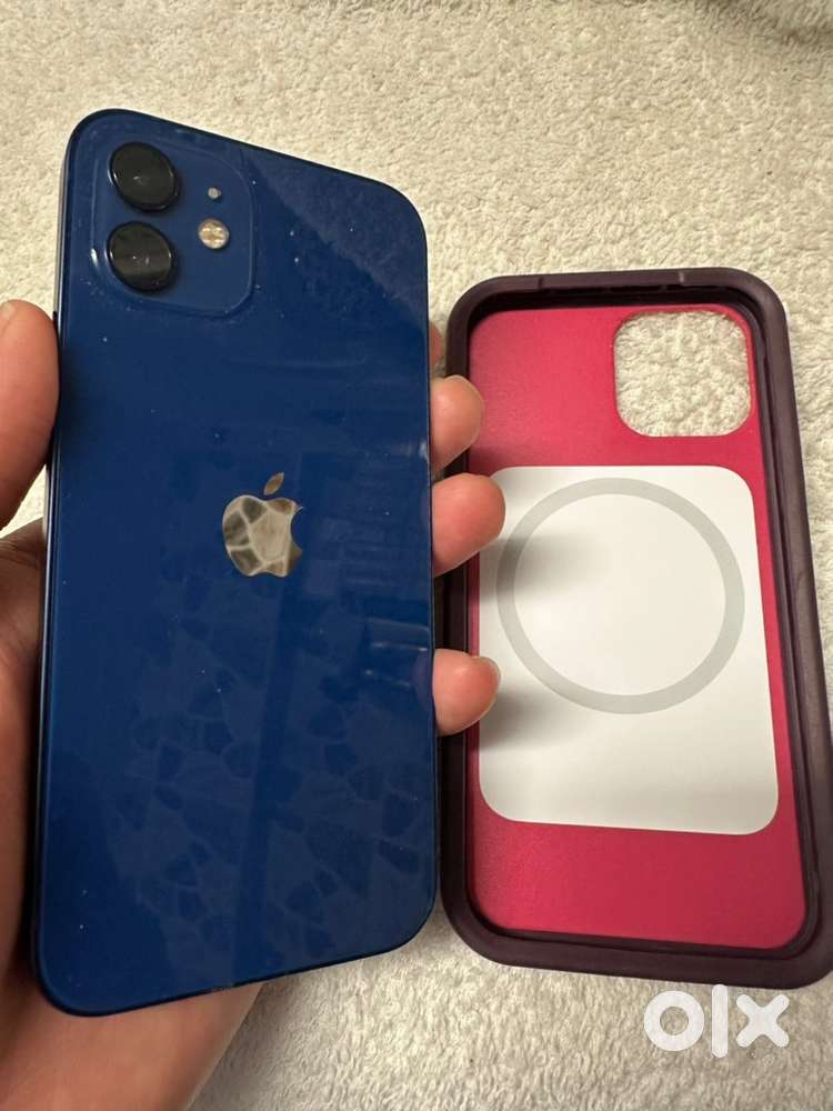 Iphone 12 blue - Excellent condition -otterbox case