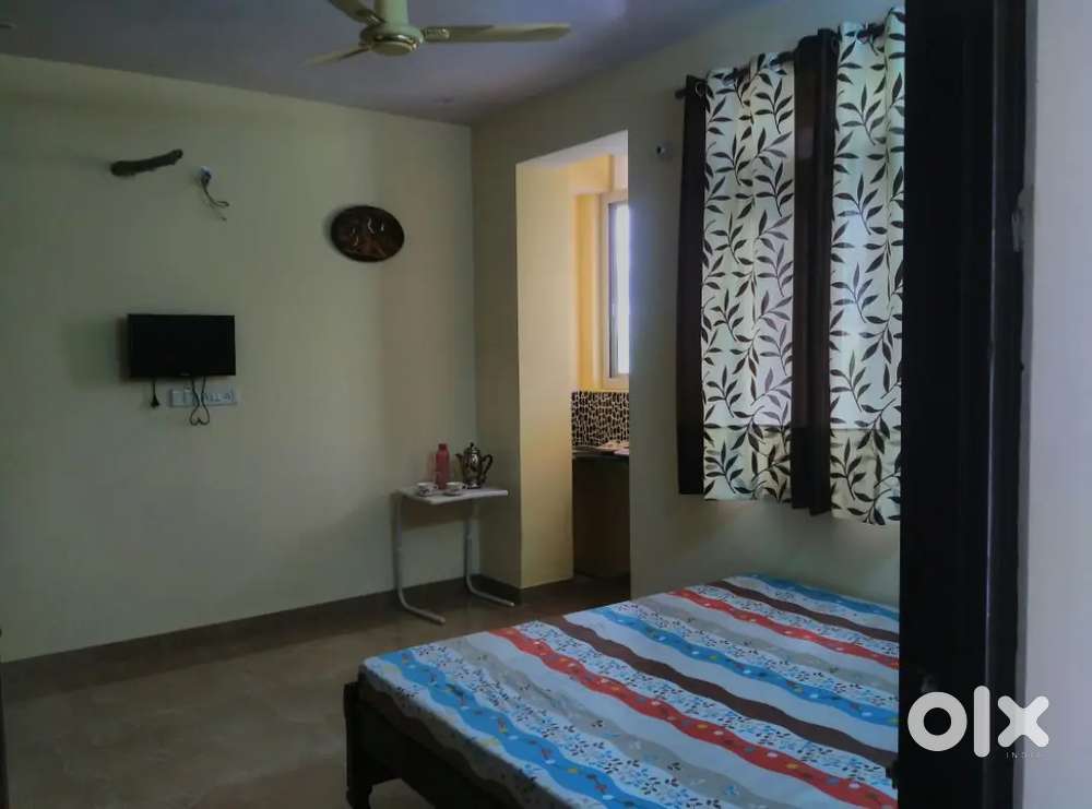 1 RK for rent in vaishali nagar for bachelor's