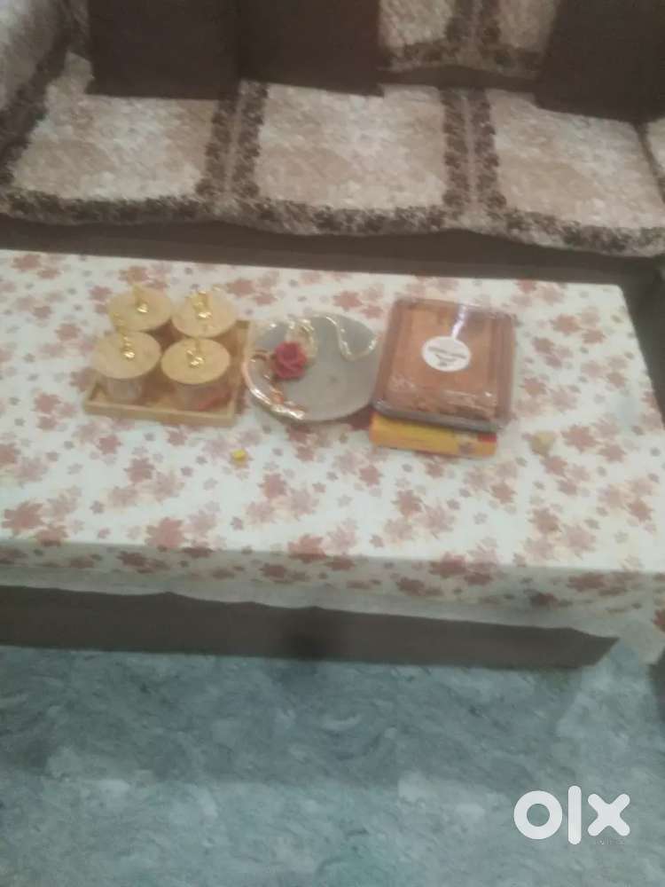 Sale of home furniture