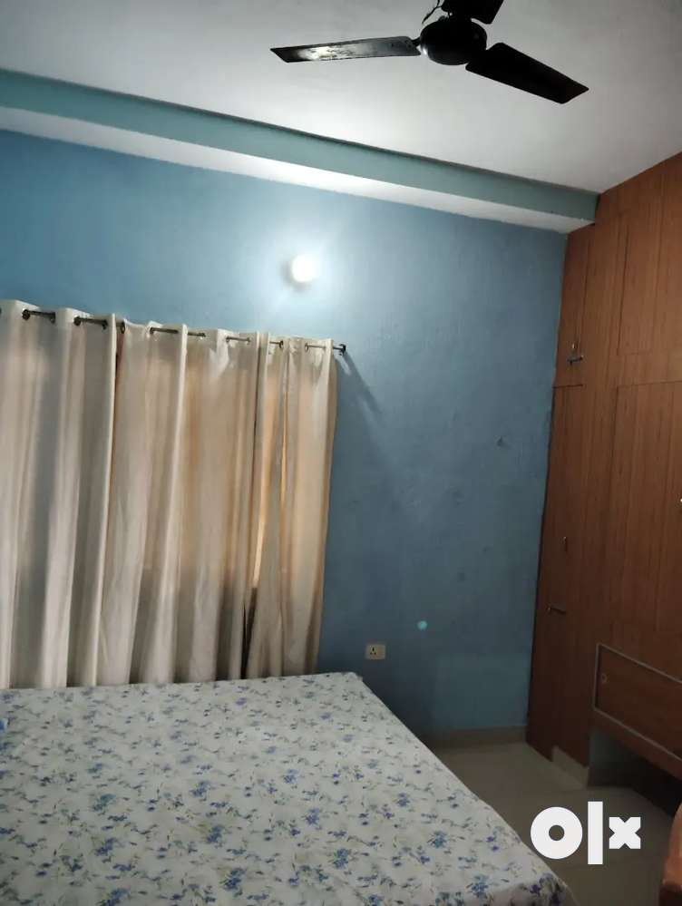 1BHK is also available furnished with Split AC, Gyger Frige &RO