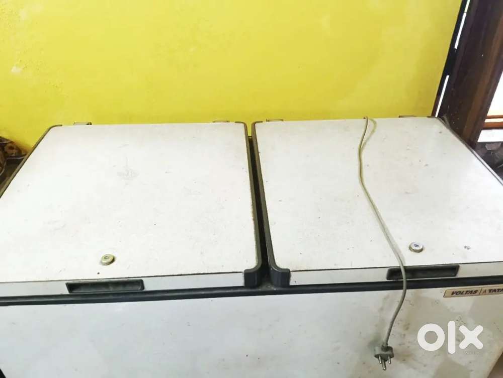 Voltas  Deep freezer , Age - 3 years
