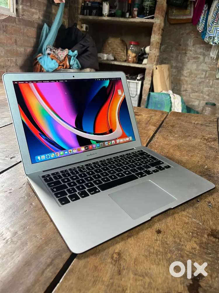 MacBook Air (2021)