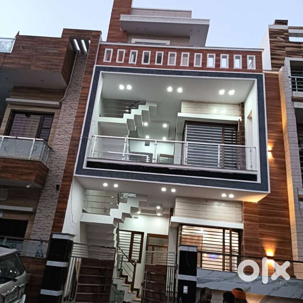 2BHK First Floor with Gyser in both rooms, AC, Beds, Fridge, Invertor