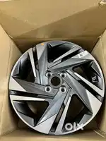 i20 alloy wheeels  asta top variant