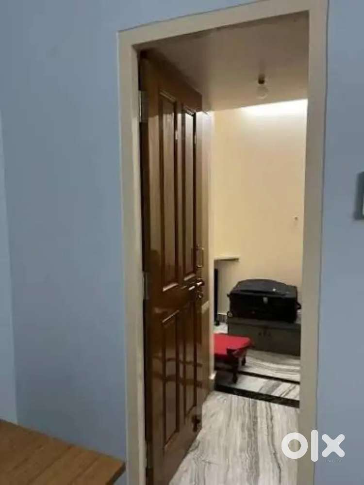 Single Room With Kitchen Set Available For Rent Good Location