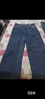 Straight fit jeans sell wholesale price