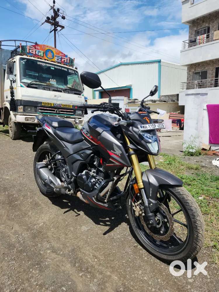 Honda hornet 2.0 (2024 model ).