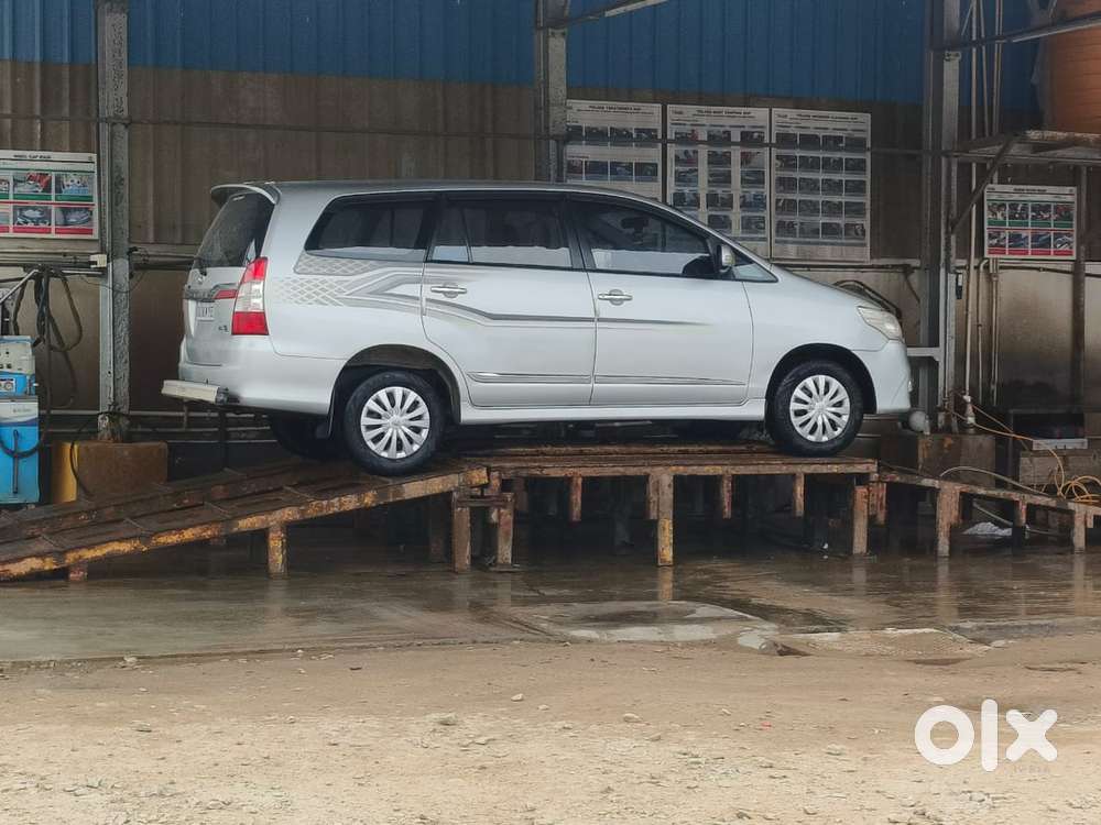 Toyota Innova 2013 Diesel Well Maintained