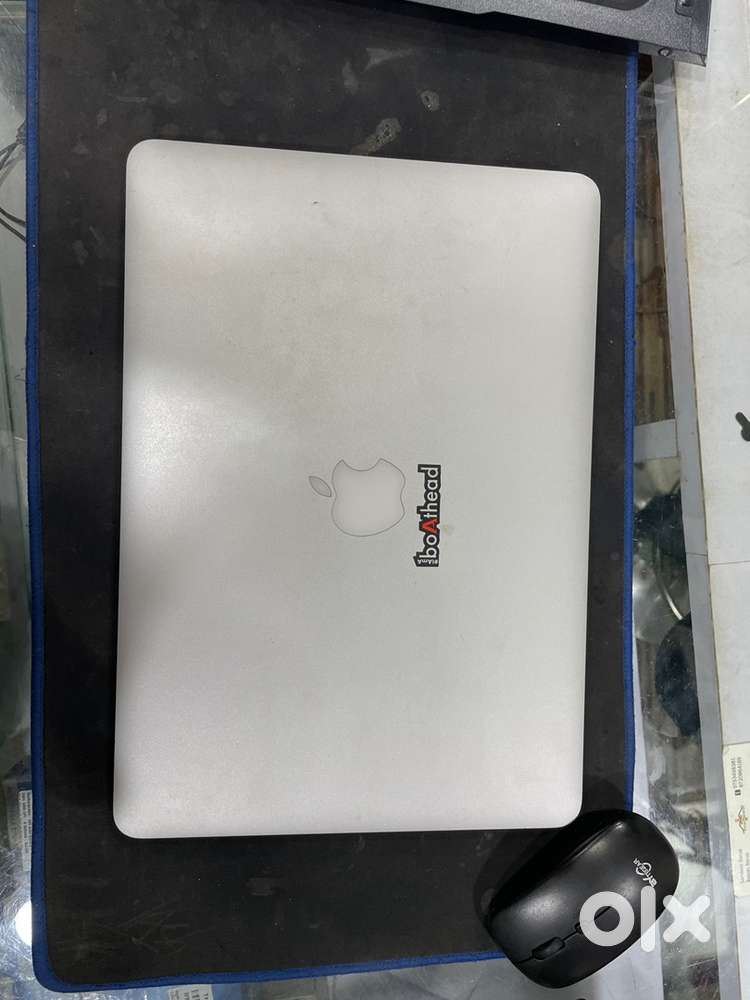 Macbook air for sale in good condition