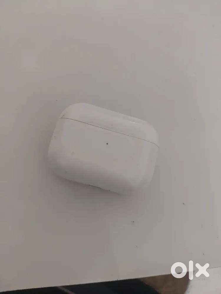 Apple airpods pro 1st generation(box also available)