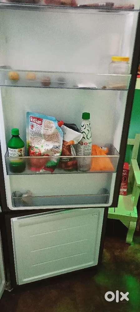 Haier 355l double door refrigerator 6 months old fridge