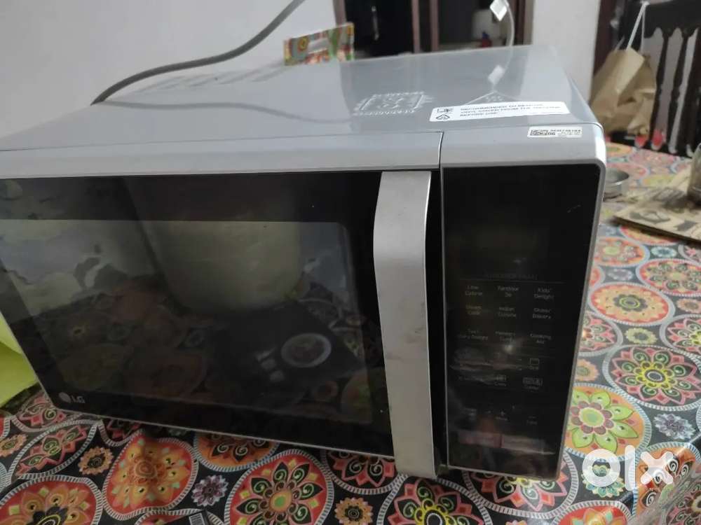 28L LG Microwave Oven