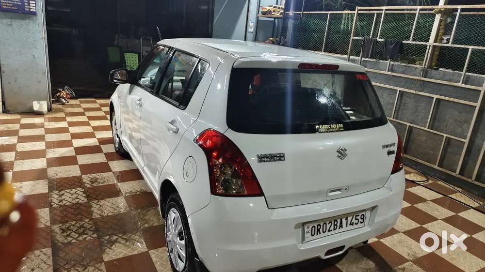 Maruti Suzuki Swift 2011 Petrol Good Condition