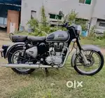 Classic 350 gun metal grey in excellent condition