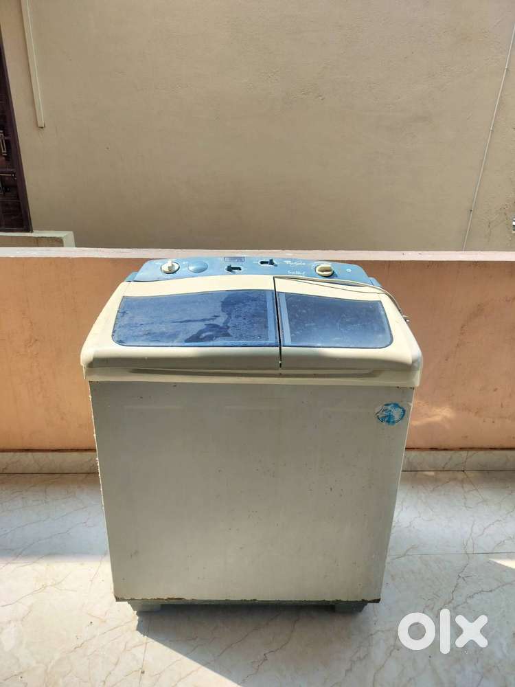 Whirlpool SEMI AUTOMATIC WASHING MACHINE
