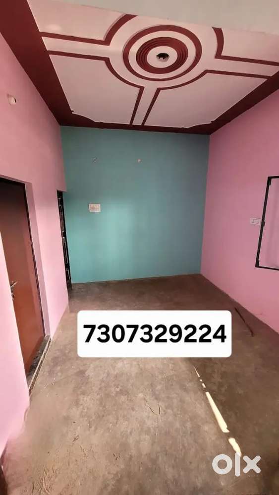Room available for rent only for girls