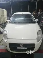 Fiat Grande Punto 2009 Petrol 95000 Km Driven FC ending. 2030