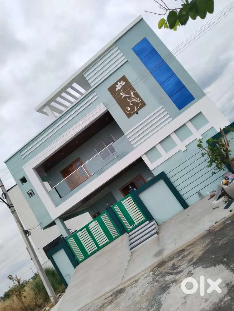 Newly constructed G+1 building in vyshnavi park , Edupugallu