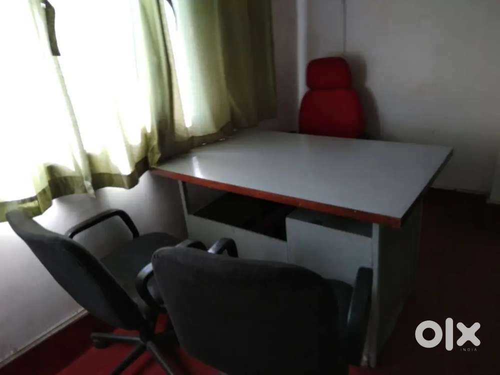 Commercial Office Space Fully Furnished Available on Rent
