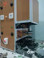 Dona machine operator