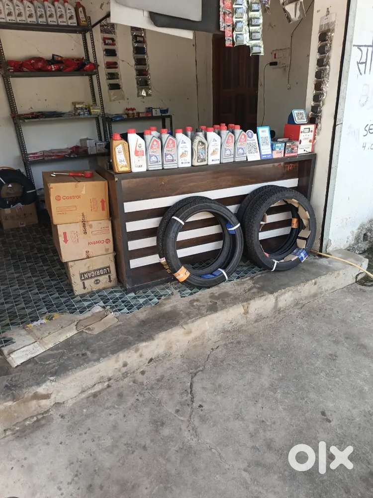 Two Wheeler Garage ka sara sman auto parts ko bhecna hai