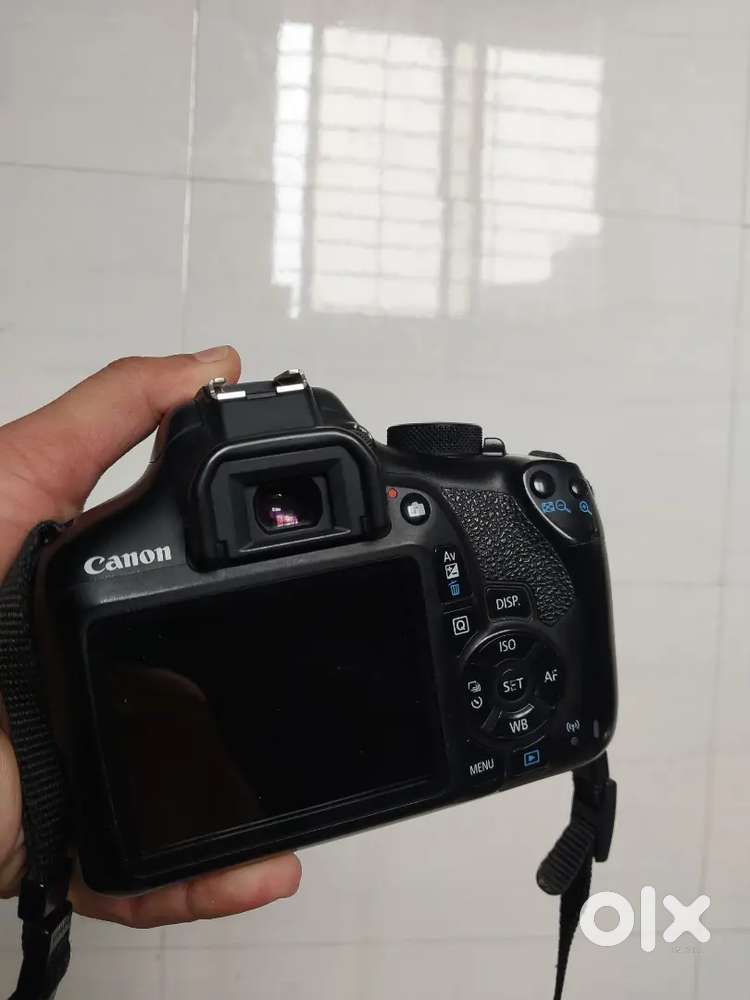 Canon 1300D DSLR camera