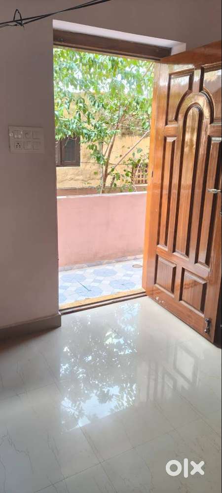 2bhk flat for rent at 8000 in dycas rd