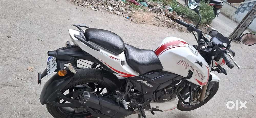 TVS Apache 200 4V race edition 2.0