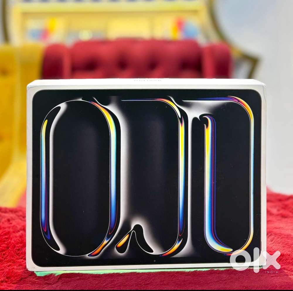 IPAD PRO M4 11 INCH 256GB WIFI SEALED WITH ONE YEAR WARRANTY