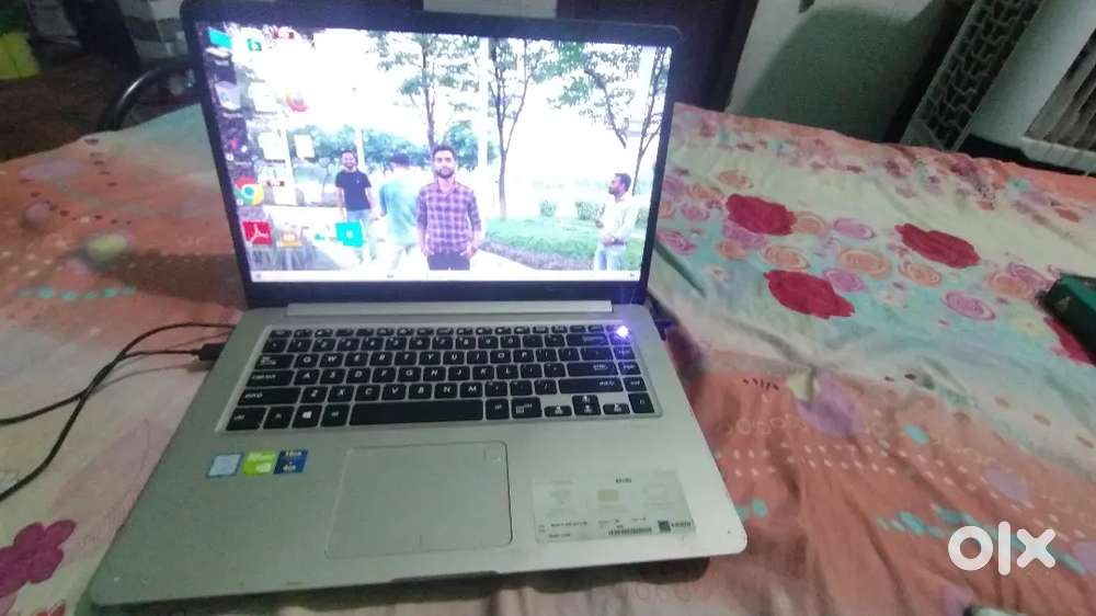 ASUS LAPTOP i5 8th gen
