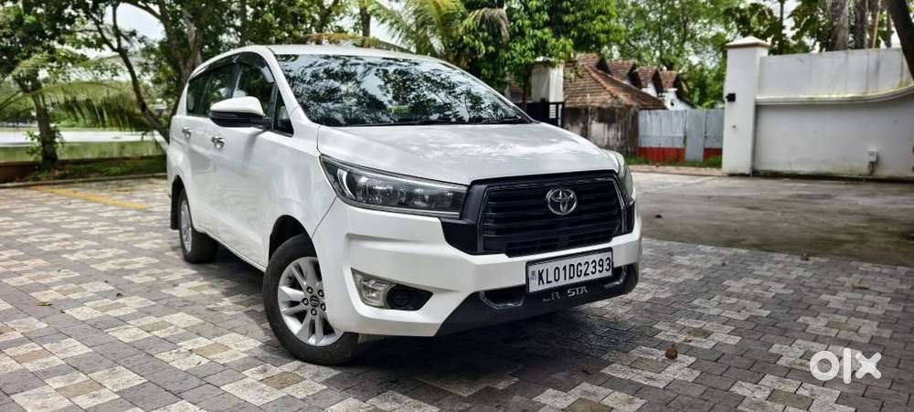 Toyota Innova Crysta 2.7 GX MT 8S, 2017, Diesel