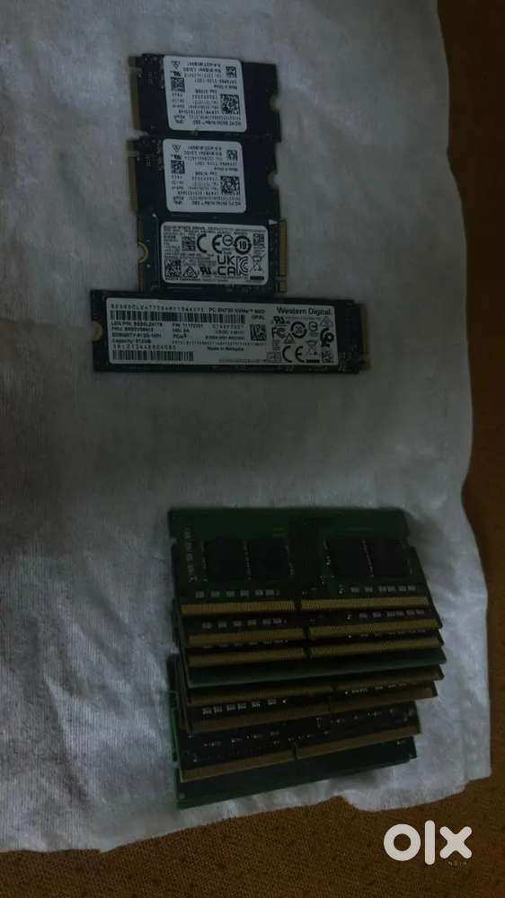 We're buying second-hand RAM,SSD, Apple adapters , all accessories