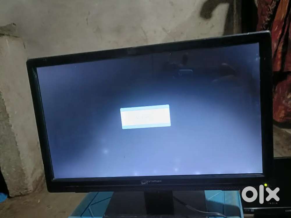 LED monitor 16 inches good working condition