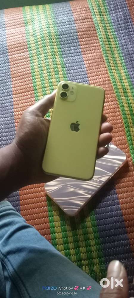 New iPhone11 band new condition battery health 98