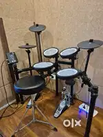 Roland Electronic Drum Kit TD-1DMK