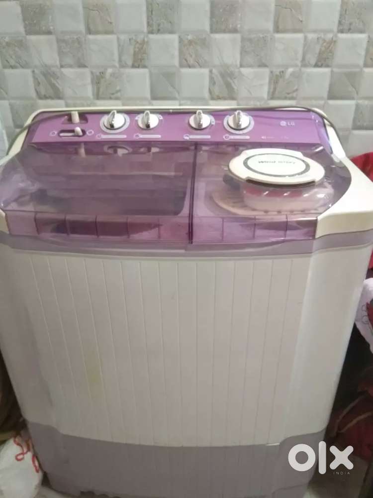 Lg Semi automatic washing machine