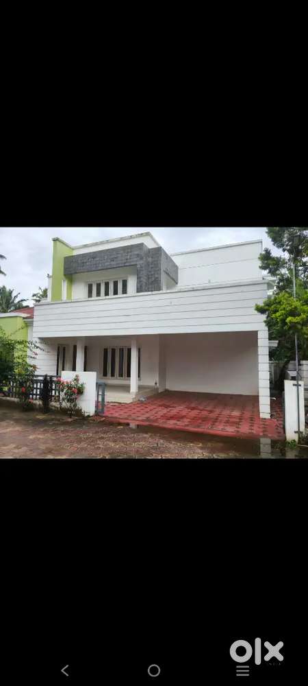5 BHK SEMI FURNISHED GATED COMMUNITY VILLA RENT AT MANJUMMAL EDAPPALLY