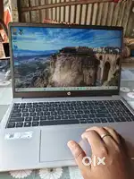 HP LAPTOP URGENT SELL